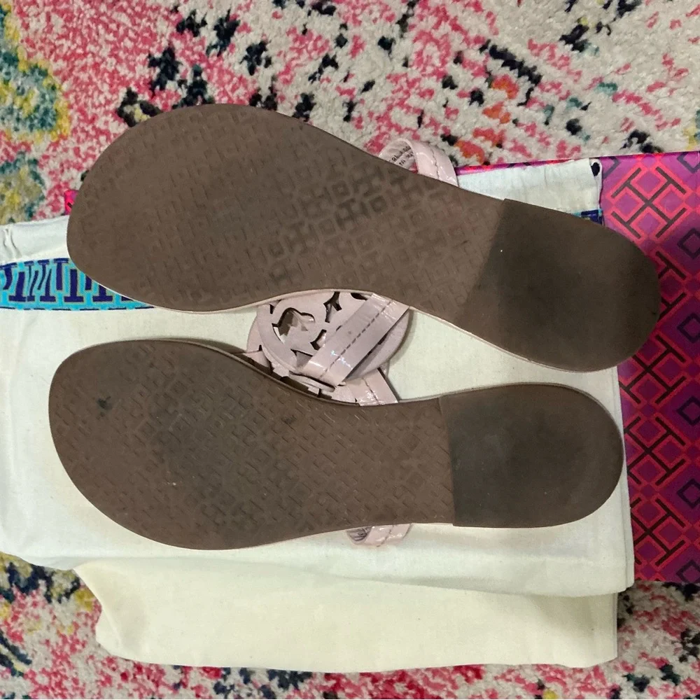 Tory Burch SEASHELL Pink Sandals - Picture 3 of 5